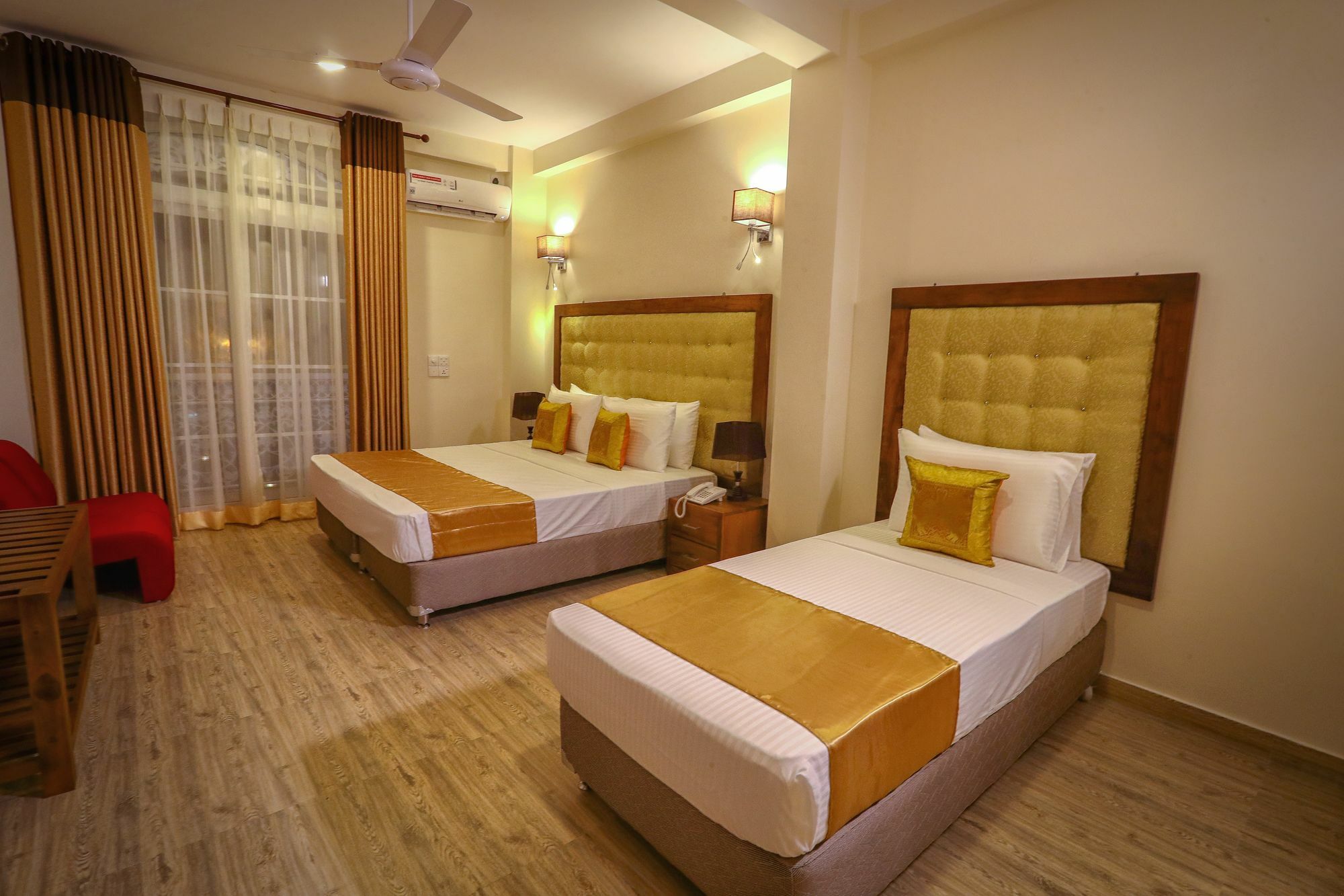 Vendol Maliga Edge Hotell Kandy Exteriör bild